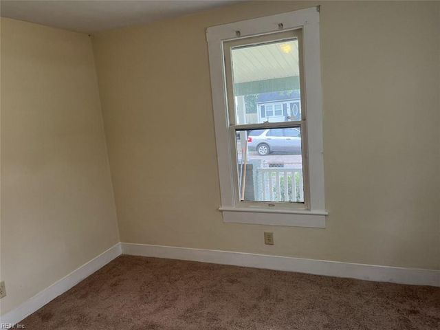 1328 Stewart ST, Chesapeake, VA 23324