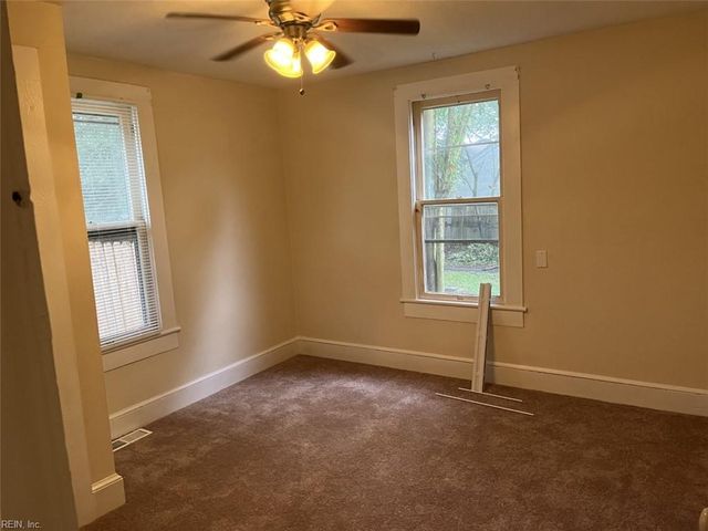 1328 Stewart ST, Chesapeake, VA 23324