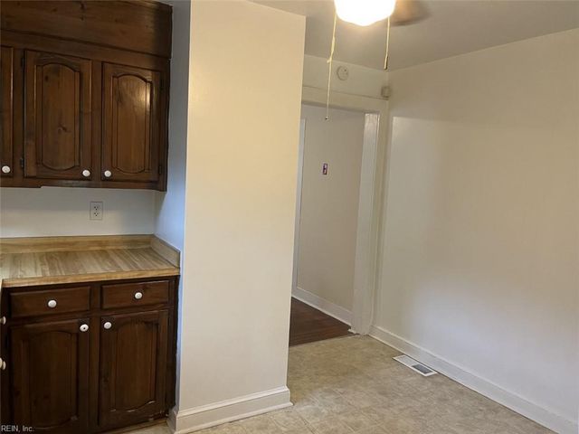 1328 Stewart ST, Chesapeake, VA 23324