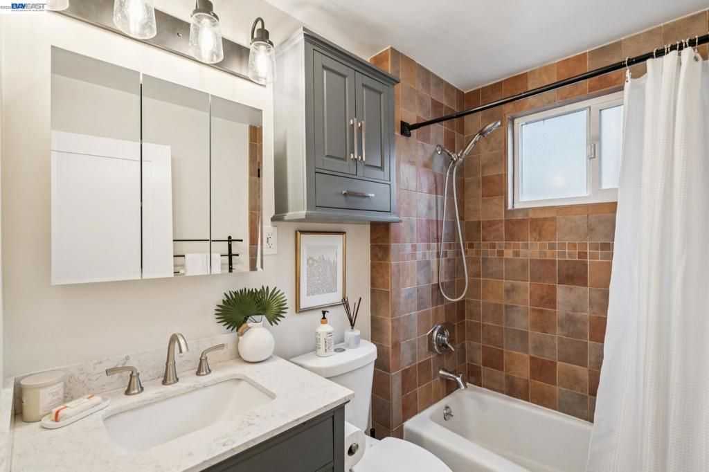 Image 36 of property listing at 13602 Marmont Way, San Jose, CA 95127