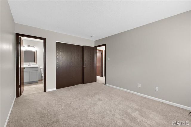22 Willowyck Court, St Louis, MO 63146