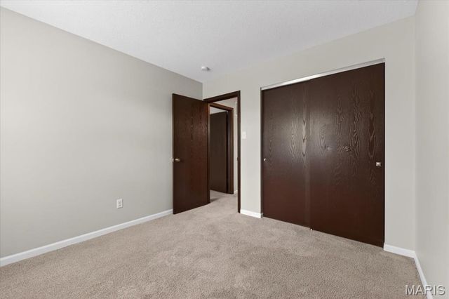 22 Willowyck Court, St Louis, MO 63146