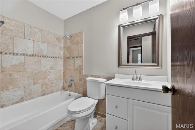22 Willowyck Court, St Louis, MO 63146