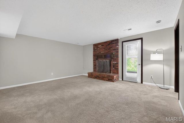 22 Willowyck Court, St Louis, MO 63146