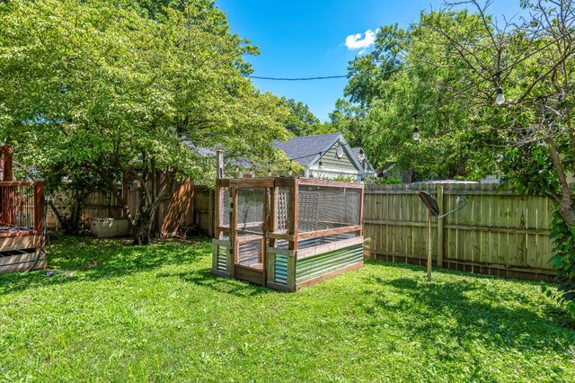 626 East Kingsbury Street, Springfield, MO 65807