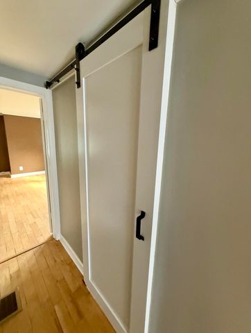 626 E Kingsbury Street, Springfield, MO 65807