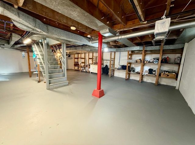 626 E Kingsbury Street, Springfield, MO 65807