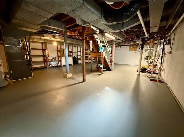 626 E Kingsbury Street, Springfield, MO 65807