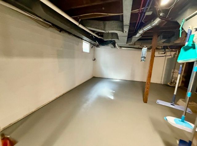 626 E Kingsbury Street, Springfield, MO 65807