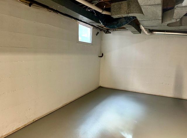 626 E Kingsbury Street, Springfield, MO 65807