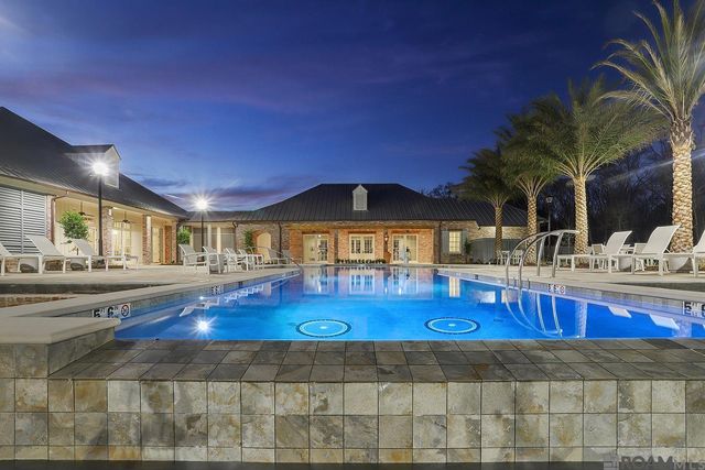 2746 Morning Mist Dr, Baton Rouge, LA 70810