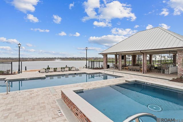 2746 Morning Mist Dr, Baton Rouge, LA 70810