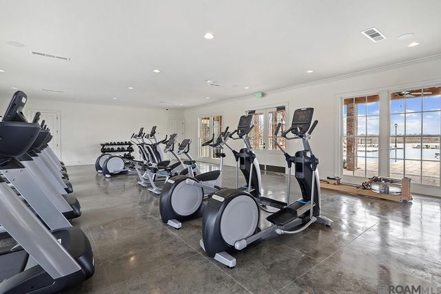 2746 Morning Mist Dr, Baton Rouge, LA 70810