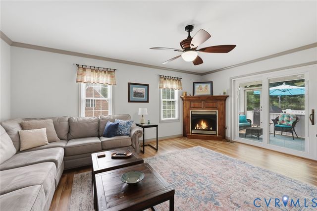 4320 Stebbins St, Chester, VA 23831