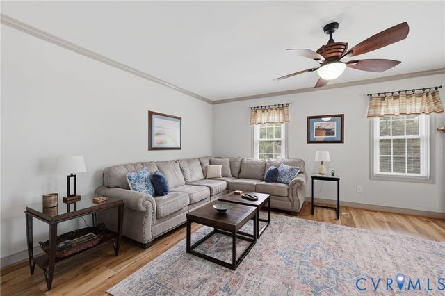 4320 Stebbins St, Chester, VA 23831