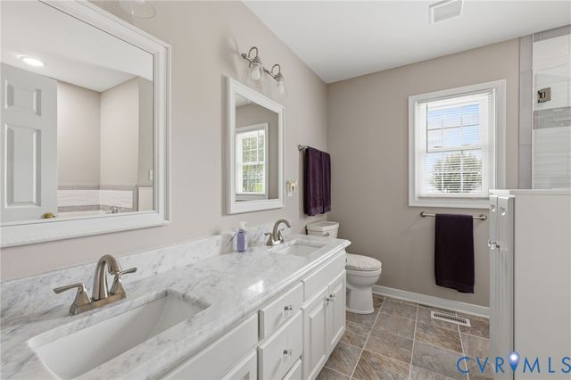 4320 Stebbins St, Chester, VA 23831