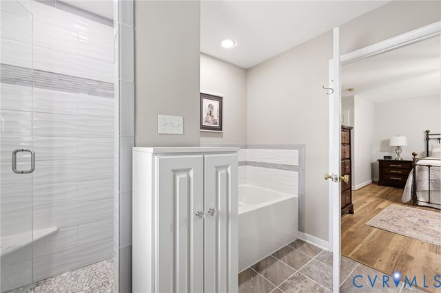 4320 Stebbins St, Chester, VA 23831
