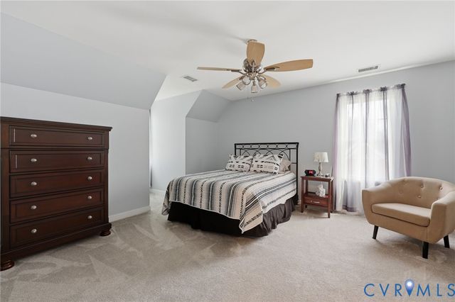 4320 Stebbins St, Chester, VA 23831