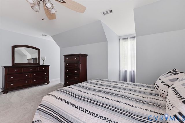 4320 Stebbins St, Chester, VA 23831