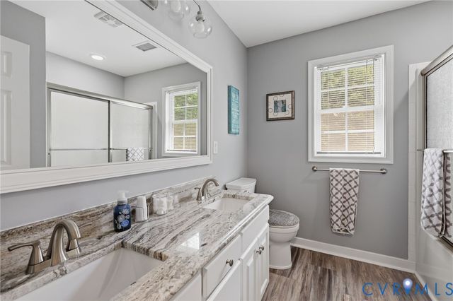 4320 Stebbins St, Chester, VA 23831