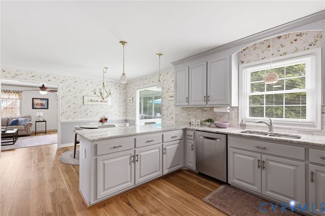 4320 Stebbins St, Chester, VA 23831