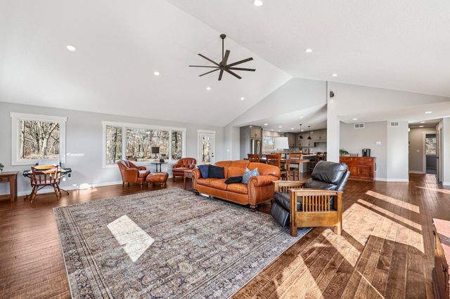 3375 County Road 90, Maple Plain, MN 55359