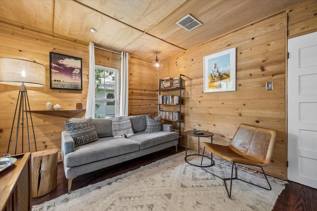 2604 Sol Wilson Ave, Austin, TX 78702
