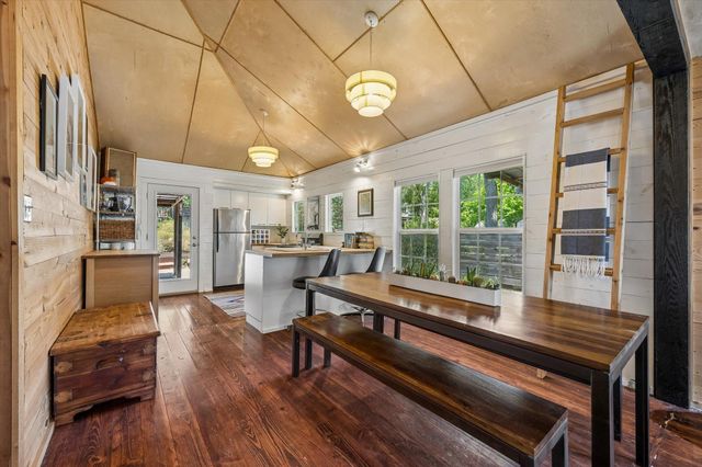 2604 Sol Wilson Ave, Austin, TX 78702