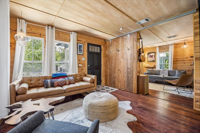 2604 Sol Wilson Ave, Austin, TX 78702