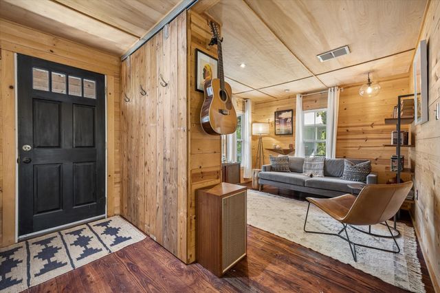 2604 Sol Wilson Ave, Austin, TX 78702