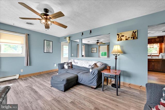 2145 QUARRY RD, Lebanon, PA 17046