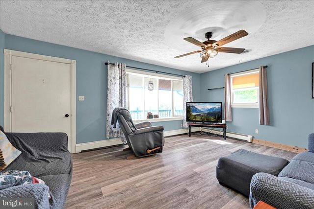 2145 QUARRY RD, Lebanon, PA 17046