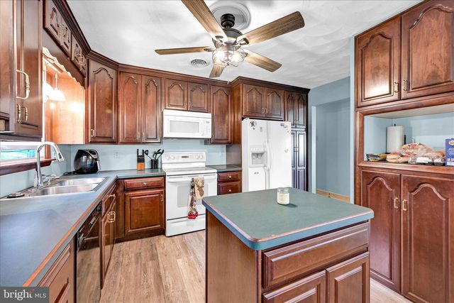 2145 QUARRY RD, Lebanon, PA 17046
