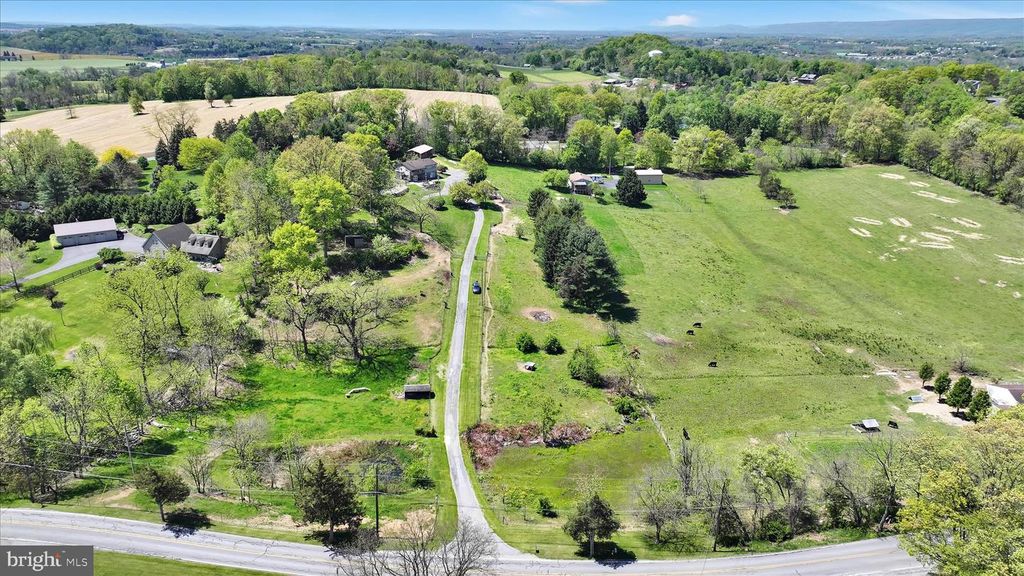 2145 QUARRY RD, Lebanon, PA 17046