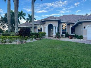 2534 Poinciana Dr, Weston, FL 33327