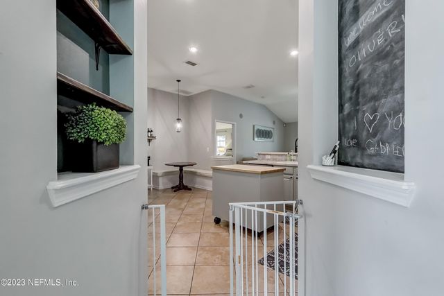 12004 LIBERTY LAKE Drive W, Jacksonville, FL 32258