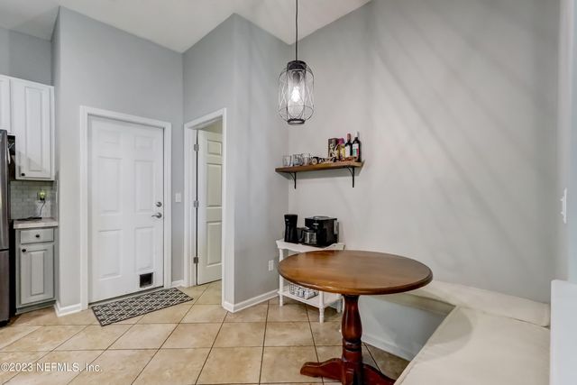 12004 LIBERTY LAKE Drive W, Jacksonville, FL 32258