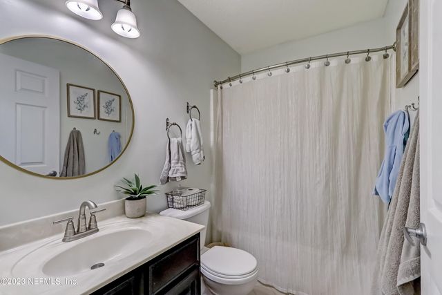 12004 LIBERTY LAKE Drive W, Jacksonville, FL 32258