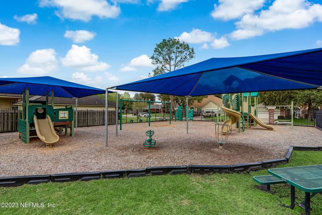 12004 LIBERTY LAKE Drive W, Jacksonville, FL 32258