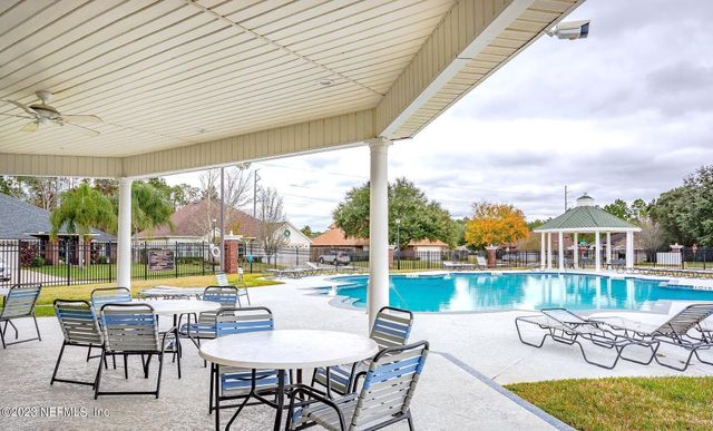 12004 LIBERTY LAKE Drive W, Jacksonville, FL 32258