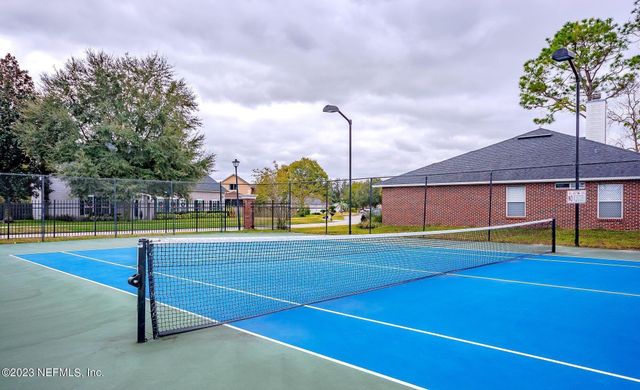 12004 LIBERTY LAKE Drive W, Jacksonville, FL 32258