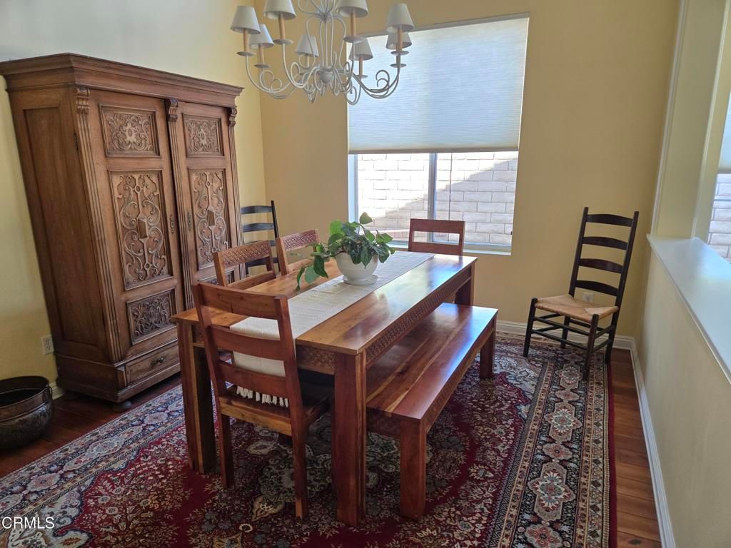 Image 6 of property listing at 29047 Ironwood Lane, Saugus, CA 91390