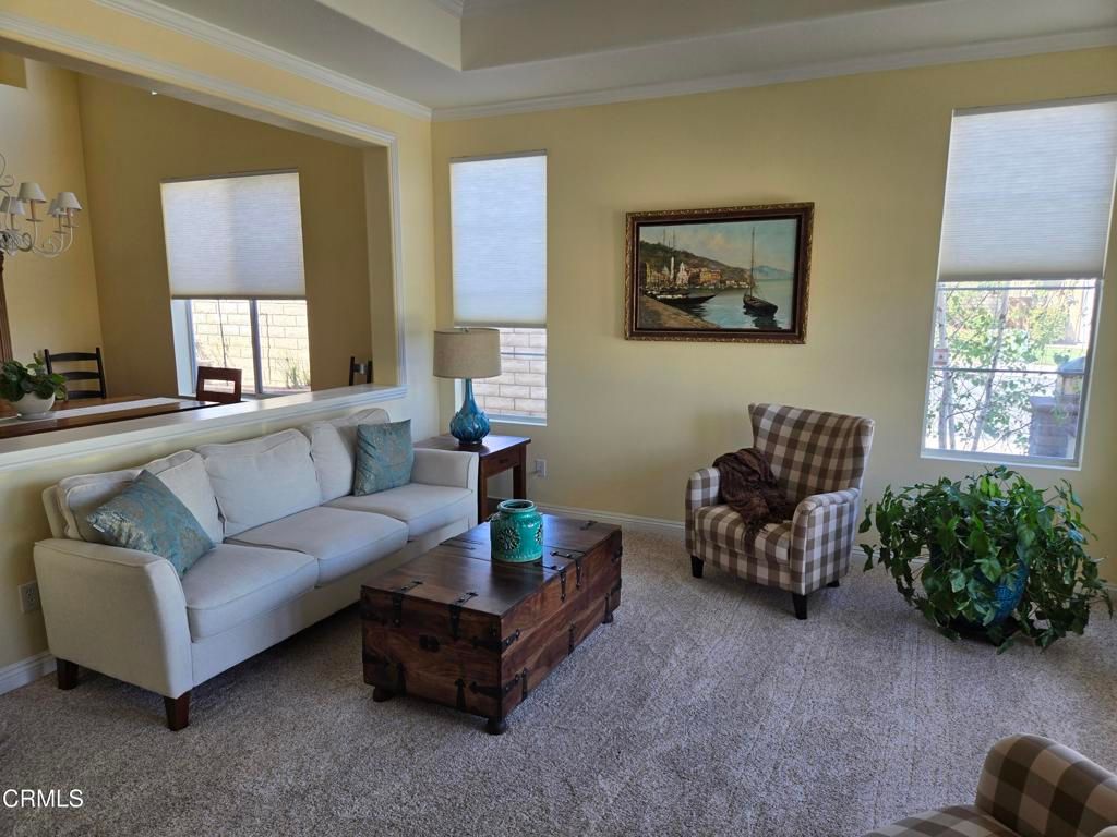 Image 9 of property listing at 29047 Ironwood Lane, Saugus, CA 91390