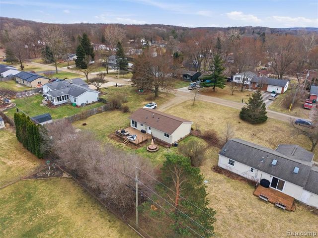 9368 Debby Jo Drive, Clawson, MI 48346