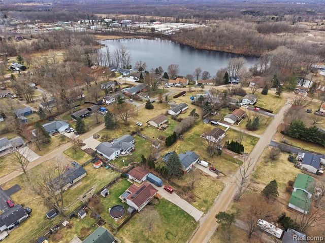 9368 Debby Jo Drive, Clawson, MI 48346