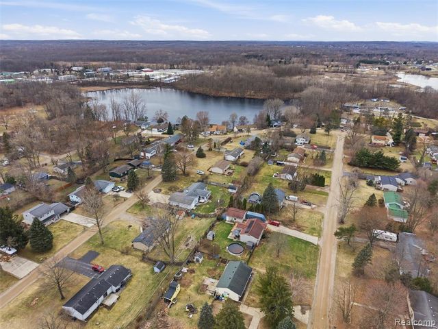 9368 Debby Jo Drive, Clawson, MI 48346