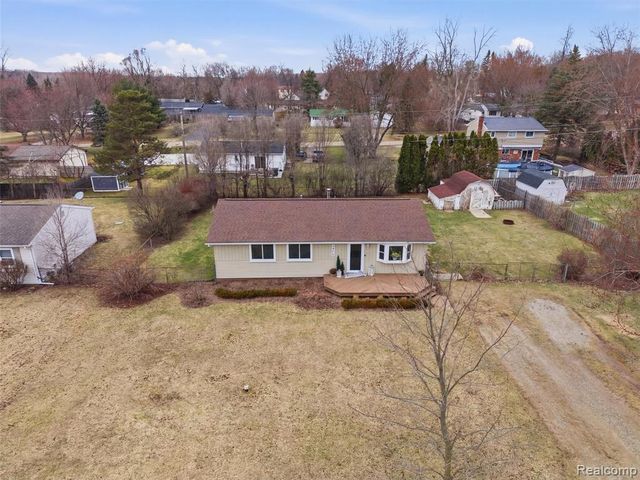 9368 Debby Jo Drive, Clawson, MI 48346