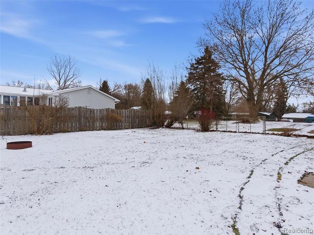 9368 Debby Jo Drive, Clawson, MI 48346