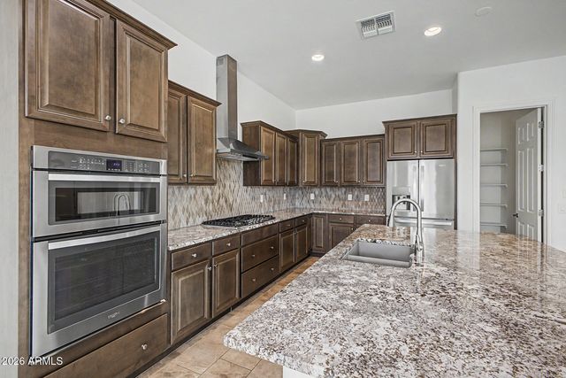 10919 E TARRAGON Avenue, Mesa, AZ 85212