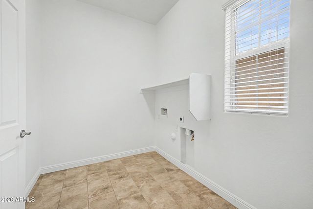 10919 E TARRAGON Avenue, Mesa, AZ 85212